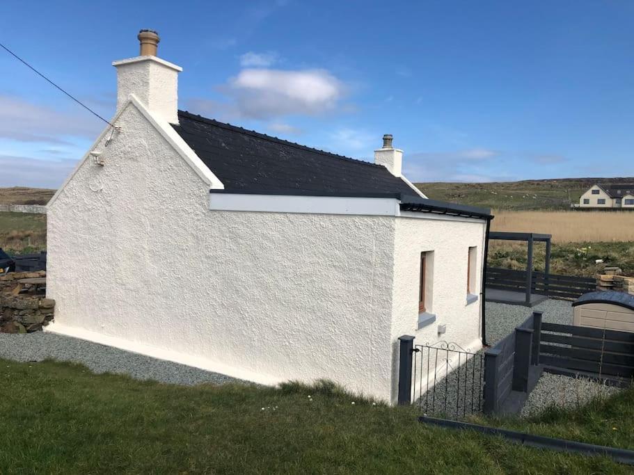 Holiday home No. 6 - The Little House That Gives A Hug