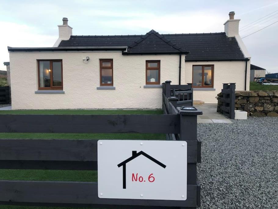 No. 6 - The Little House That Gives A Hug Holiday home